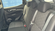 Nissan Qashqai 1.2 DiG-T N-Connecta 5dr Petrol Hatchback